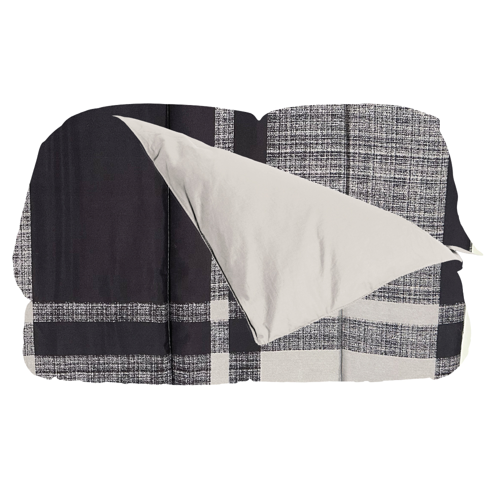 Comforter-Black-Plaid